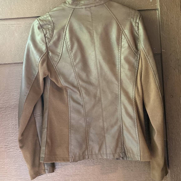 Fake leather jacket - Picture 3 of 5